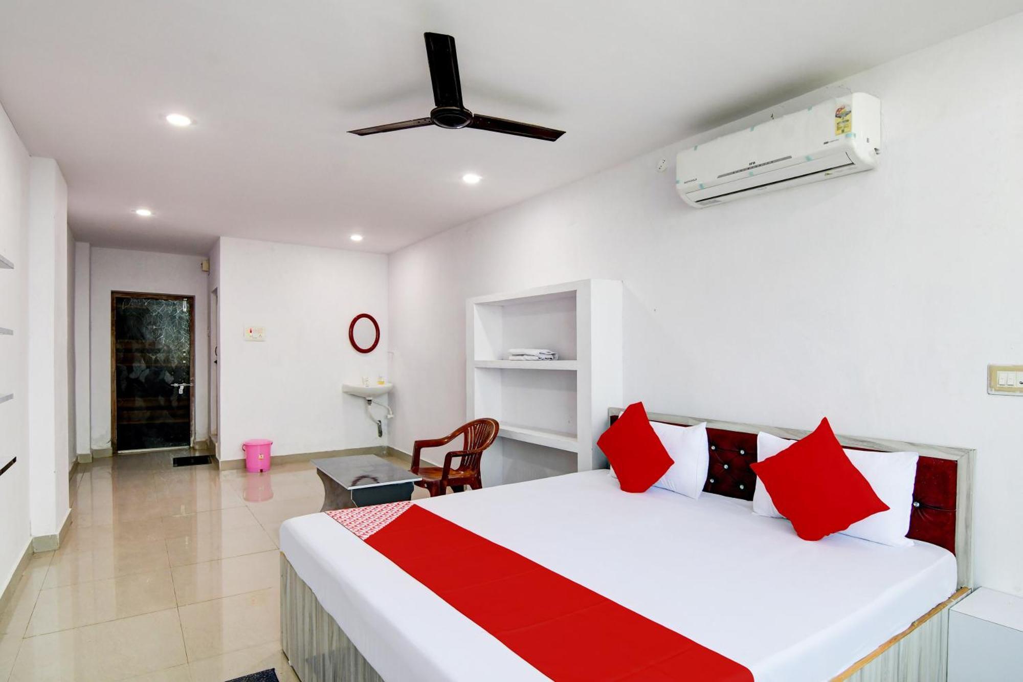 Hotel O Blue Beach Cottage Gopālpur Kültér fotó